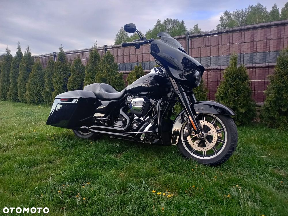 Harley-Davidson Touring Electra Glide - 2