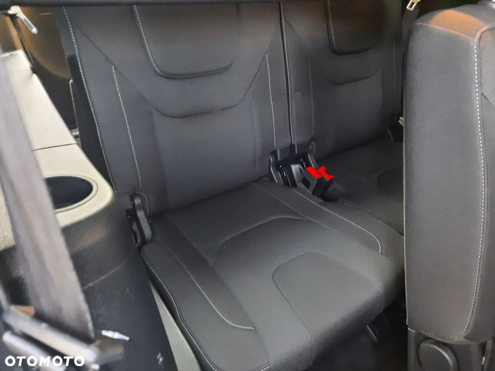 Ford S-Max 2.0 TDCi Titanium PowerShift - 24