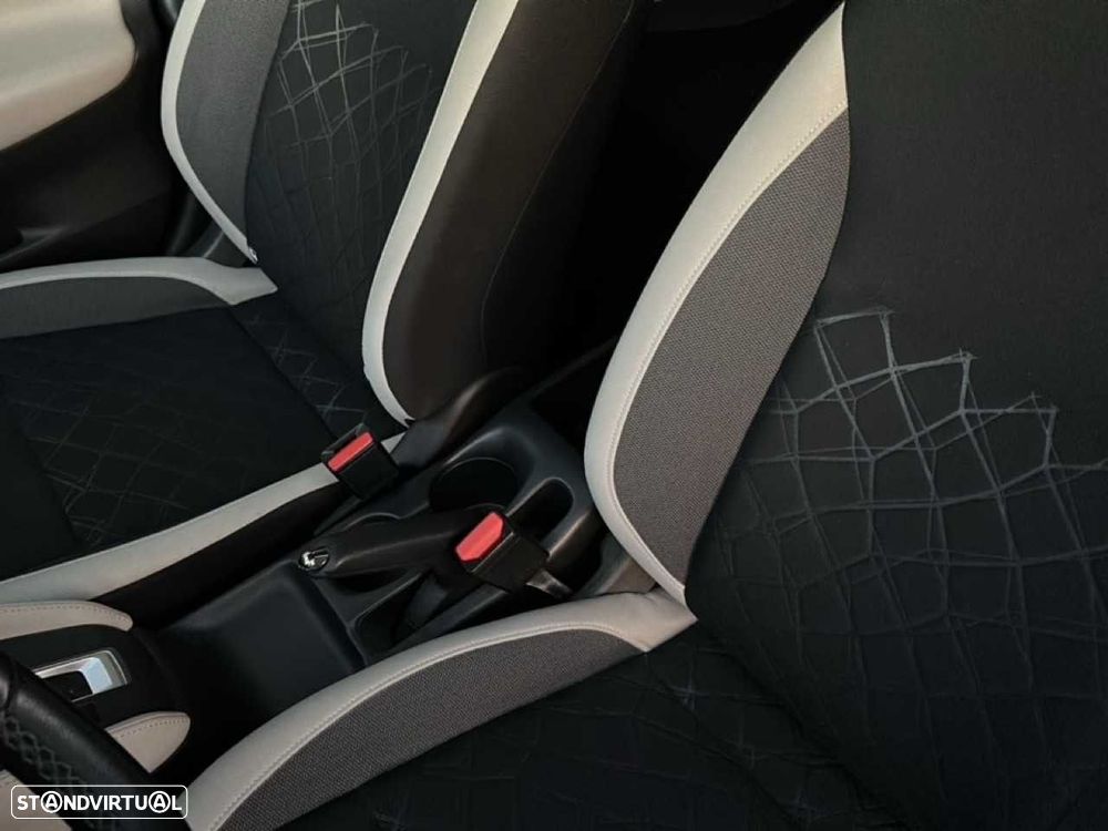 Nissan Micra 1.0 IG-T N-Design Black CVT - 12