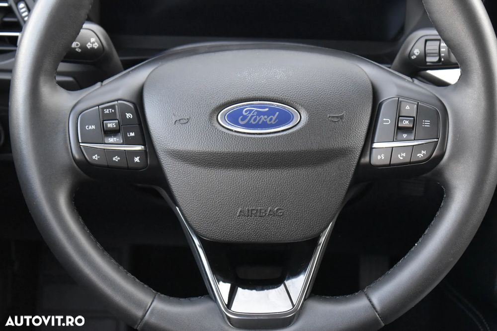 Ford Focus 1.5 EcoBlue 8AT Titanium - 28