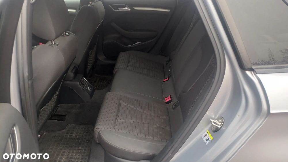 Audi A3 Sportback 1.4 TFSI CoD S tronic - 14