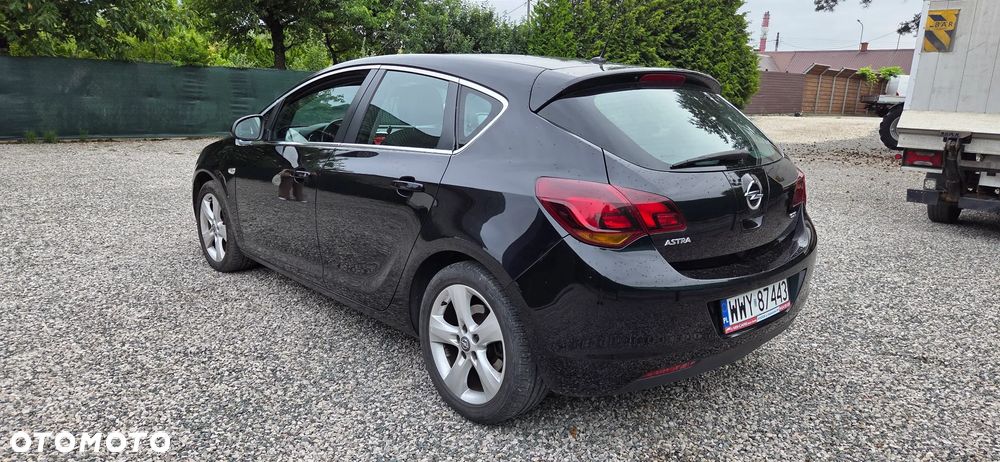 Opel Astra 1.7 CDTI Cosmo - 3