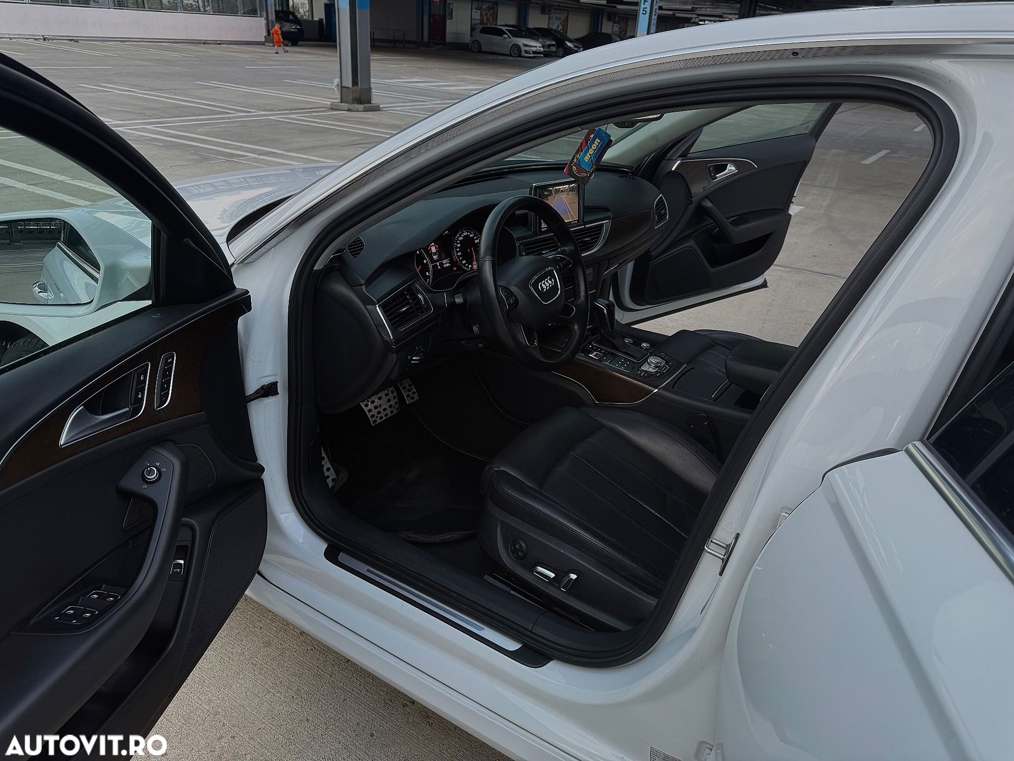 Audi A6 2.0 TDI Ultra S tronic - 9