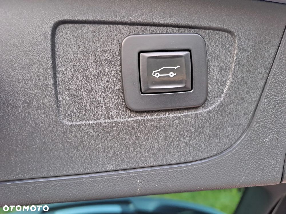 Opel Insignia 2.0 CDTI Business Elegance S&S - 26
