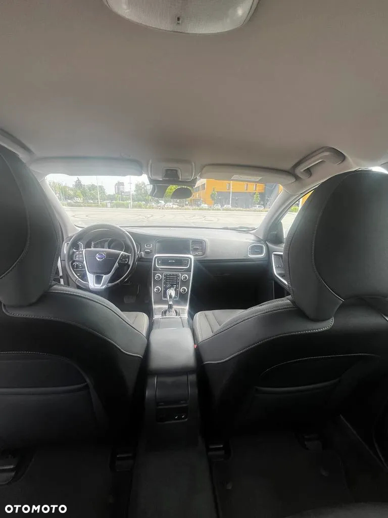 Volvo S60 D3 Momentum - 13