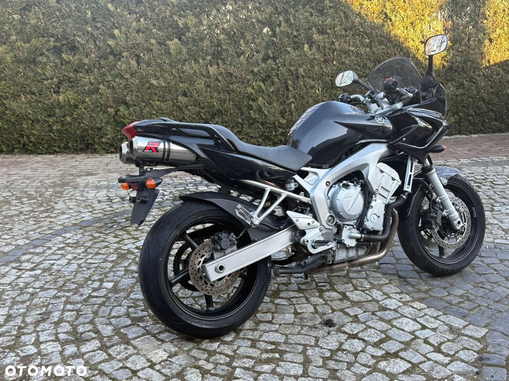 Yamaha FZ6 - 2
