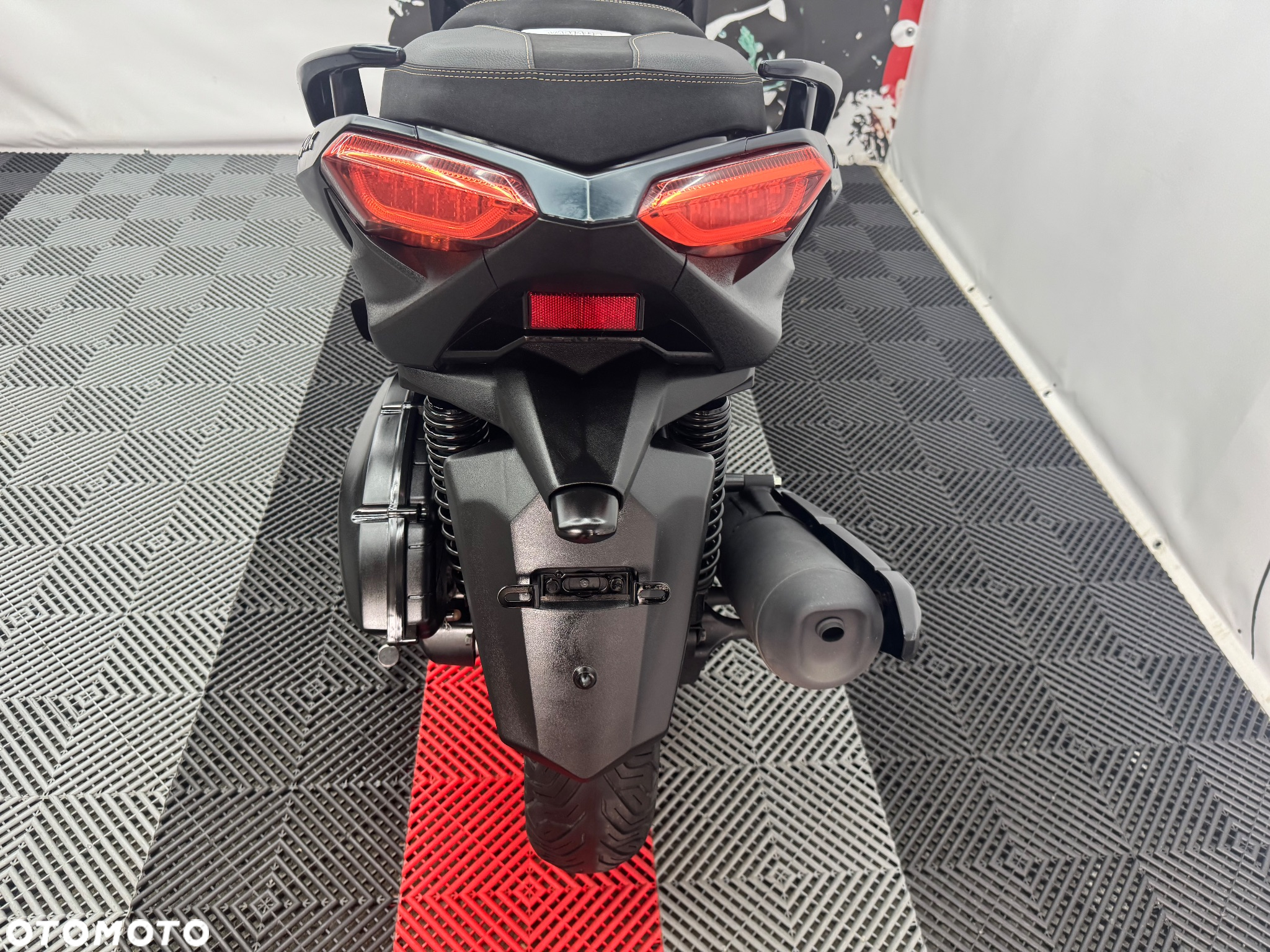 Yamaha X-max - 26