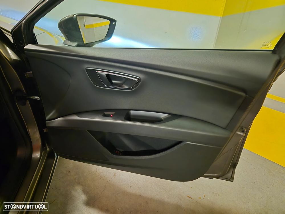 SEAT Leon ST 1.6 TDI Style S/S - 43