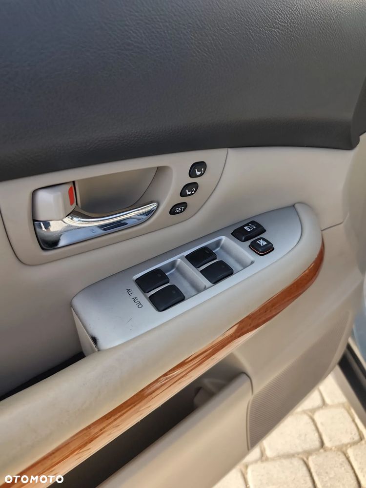 Lexus RX - 10