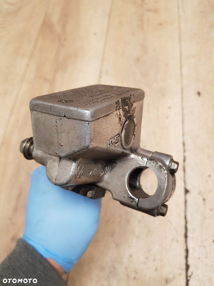 Pompa hamulcowa Nissin - 10