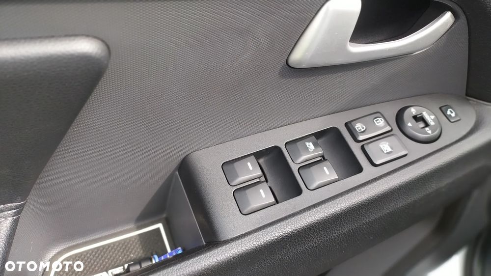 Kia Sportage 1.7 CRDI Business Line 2WD - 19