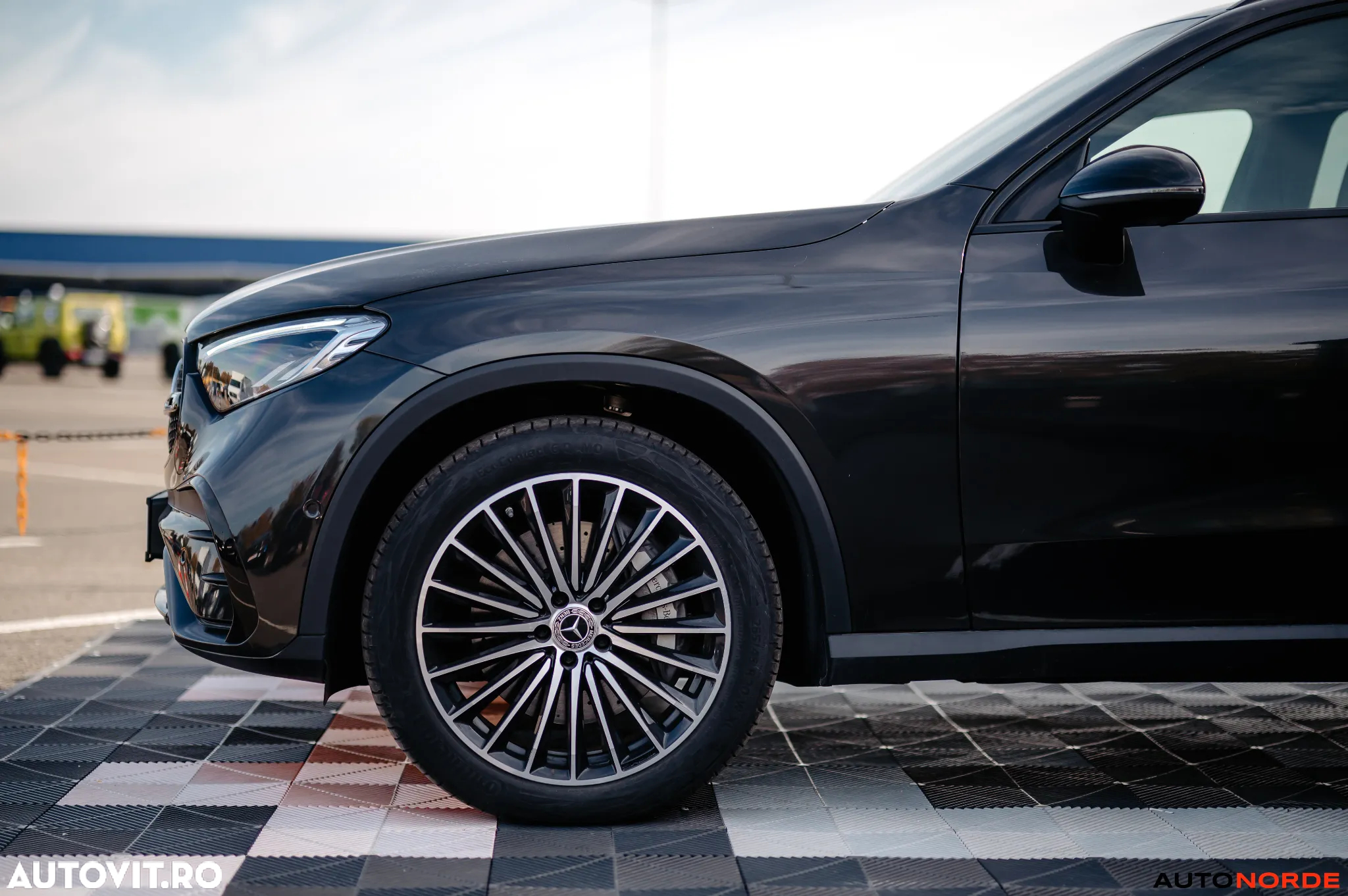 Mercedes-Benz GLC 220 d 4Matic 9G-TRONIC AMG Line Advanced - 5