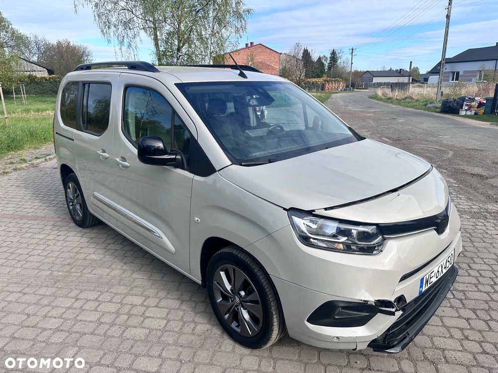 Toyota Proace City Verso 1.2 D-4T Family - 3