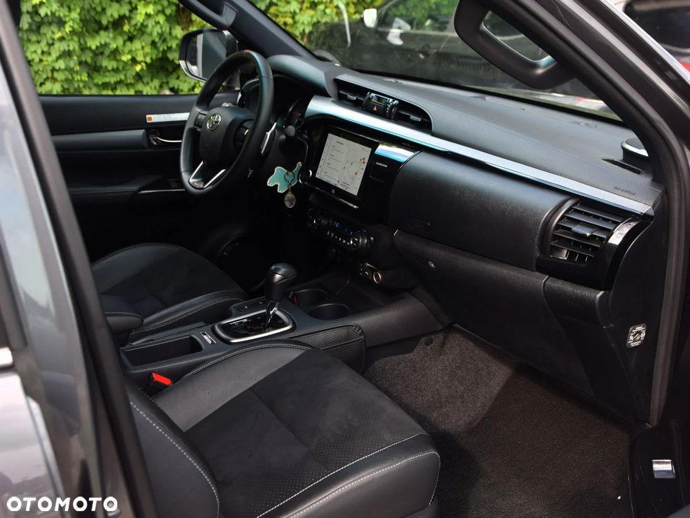 Toyota Hilux 2.8 D-4D Double Cab GR Sport II 4x4 - 6