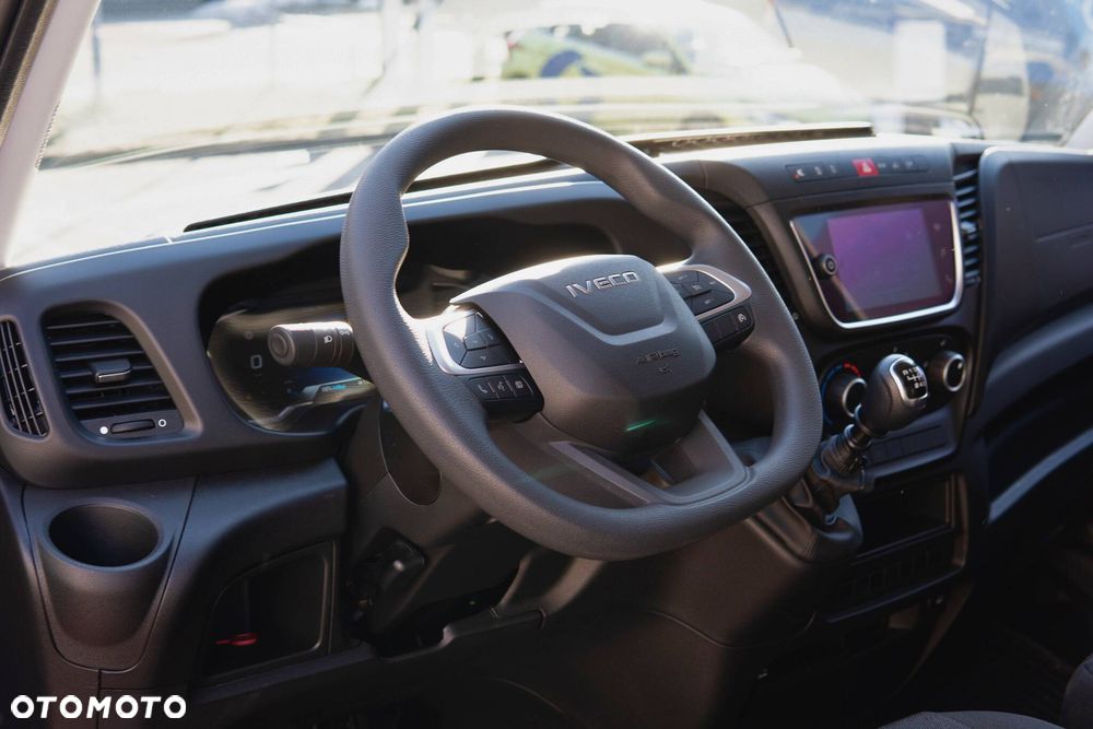 Iveco Daily 35S18H V - 27