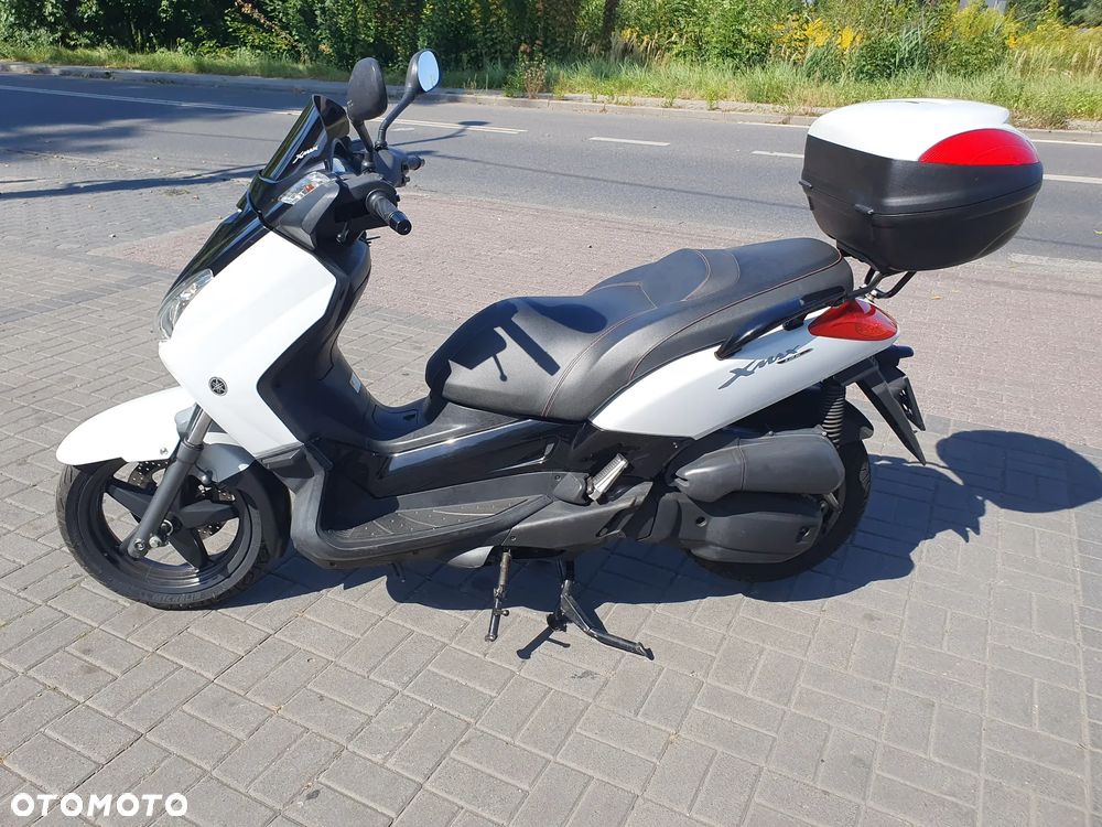 Yamaha X-max - 37