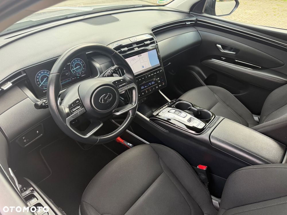 Hyundai Tucson 1.6 T-GDi 48V-Hybrid 2WD DCT Select - 23