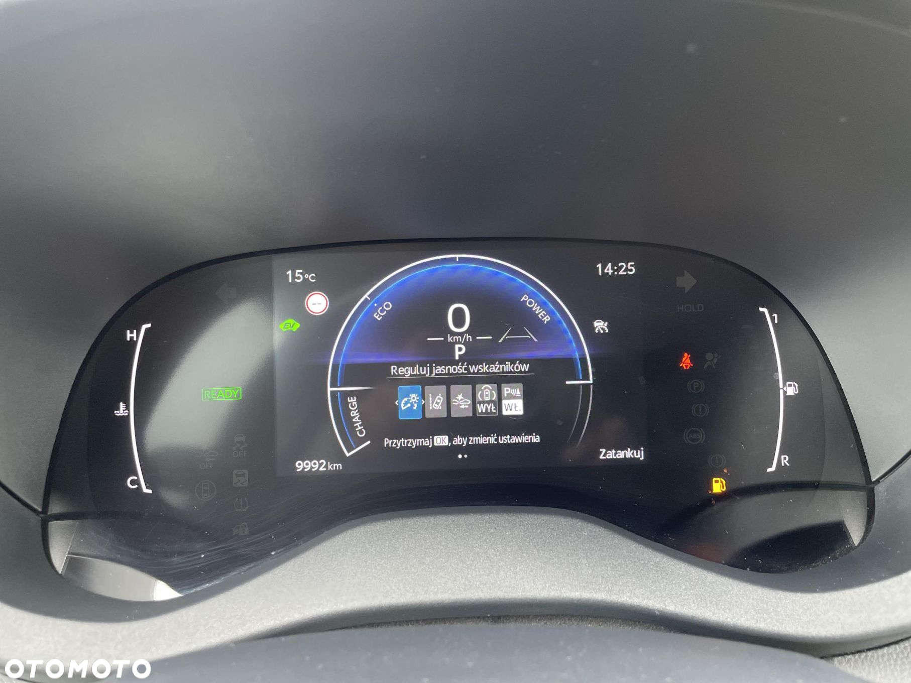 Toyota Yaris Hybrid 1.5 Style - 19