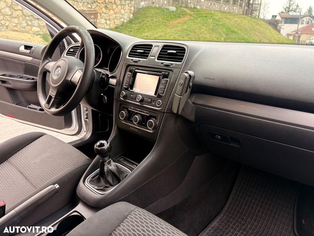 Volkswagen Golf 1.6 TDI DPF BlueMotion Technology Highline - 6