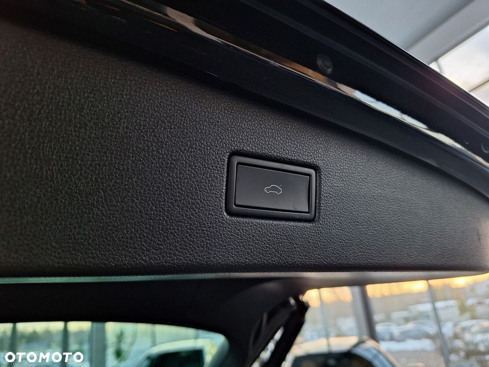 Volkswagen Tiguan 2.0 TSI 4Mot Elegance DSG - 11