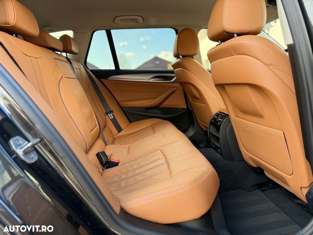 BMW Seria 5 520d Touring Aut. Luxury Line - 13