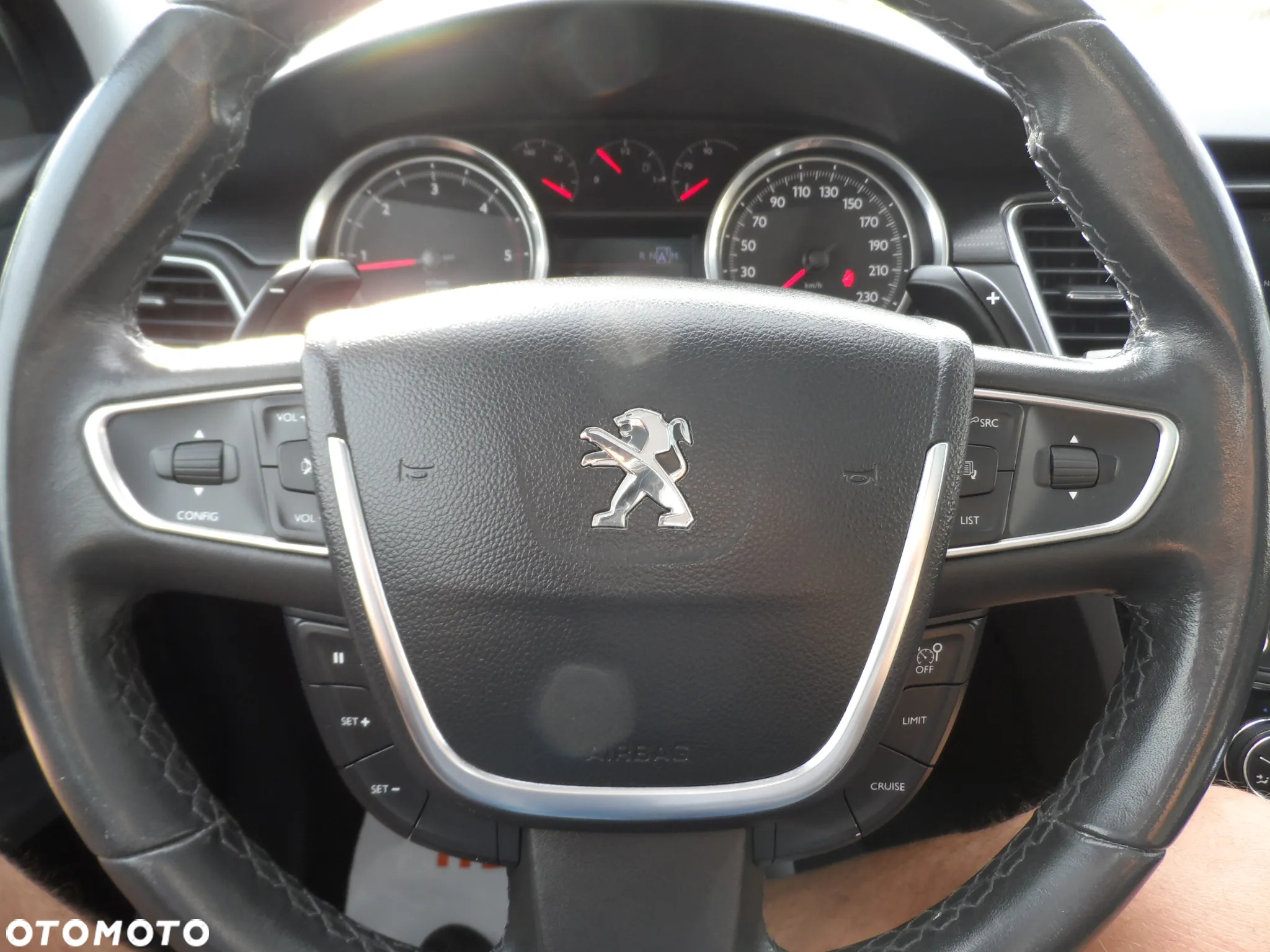 Peugeot 508 SW e-HDi FAP 110 EGS6 Active - 12