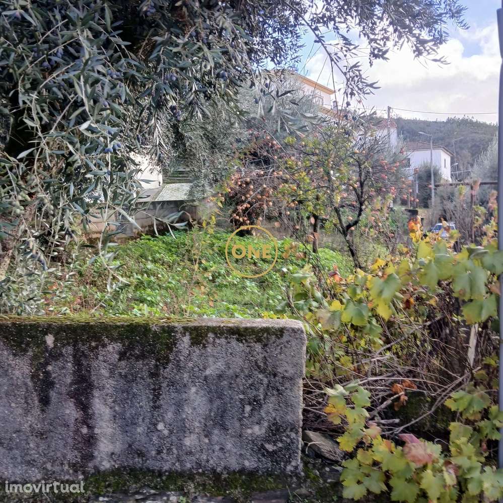 Moradia T3 na Pampilhosa da Serra, junto à Piscina Fluvial de Dornelas - Grande imagem: 2/34