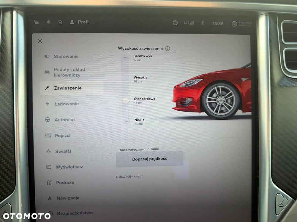 Tesla Model S - 32