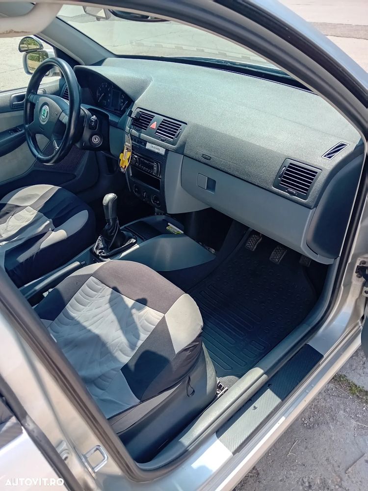 Skoda Fabia 1.4 Comfort - 3