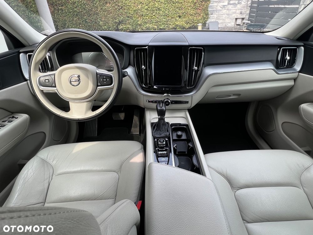 Volvo XC 60 D5 SCR AWD Inscription - 2