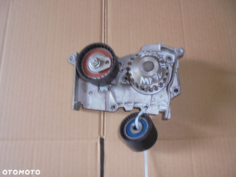 POMPA WODY SCENIC II 1.6 16V - 1
