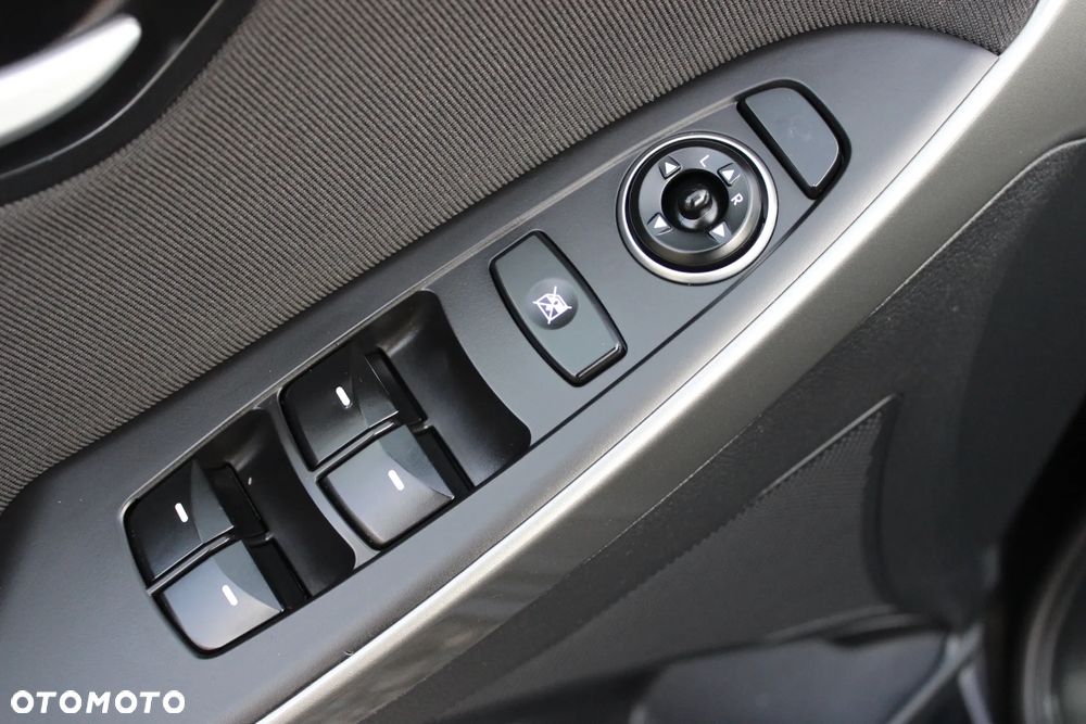 Hyundai i30 blue Kombi 1.6 GDi Style - 38