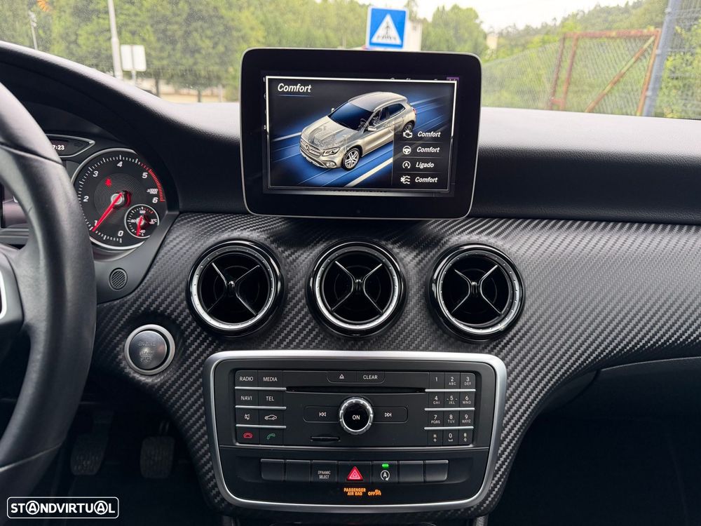 Mercedes-Benz GLA 180 d Style - 30