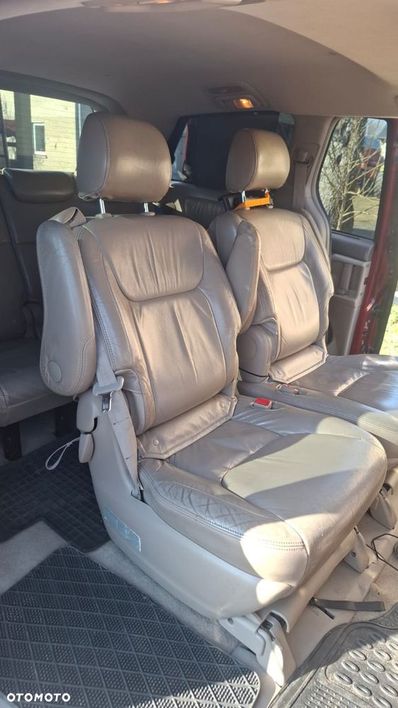 Toyota Sienna - 30