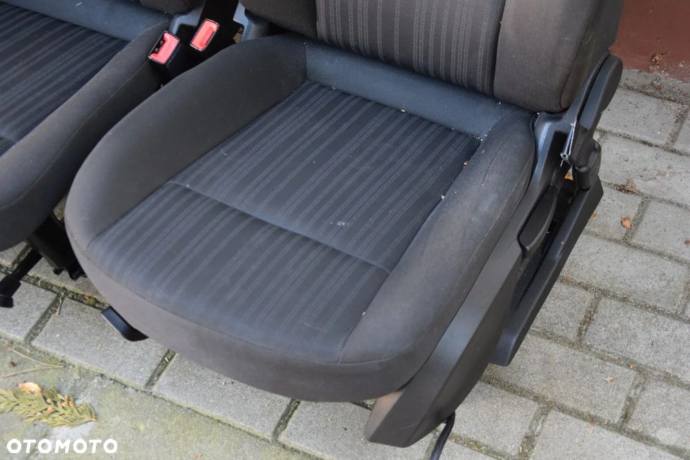 Opel Astra J Fotel prawy / lewy / kierowcy / pasażera / EUROPA / materiał bardzo ładny stan - 2