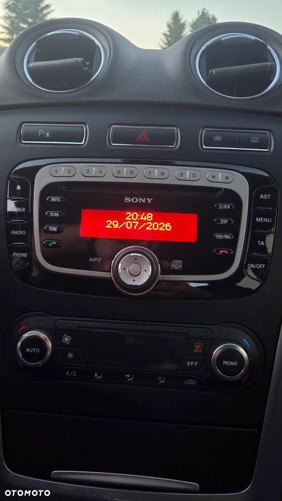 Ford Mondeo 2.0 Trend X - 21