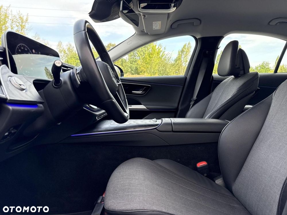 Mercedes-Benz Klasa E - 9