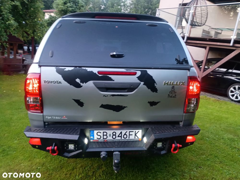 Toyota Hilux 2.4 D-4D Double Cab DLX 4x4 - 2