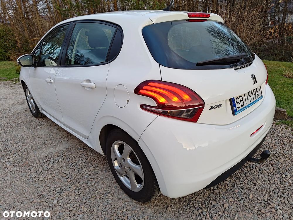Peugeot 208 - 7