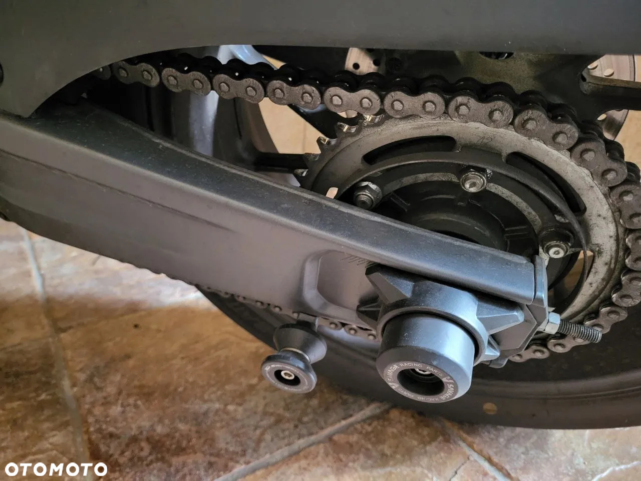 Yamaha R7 - 9