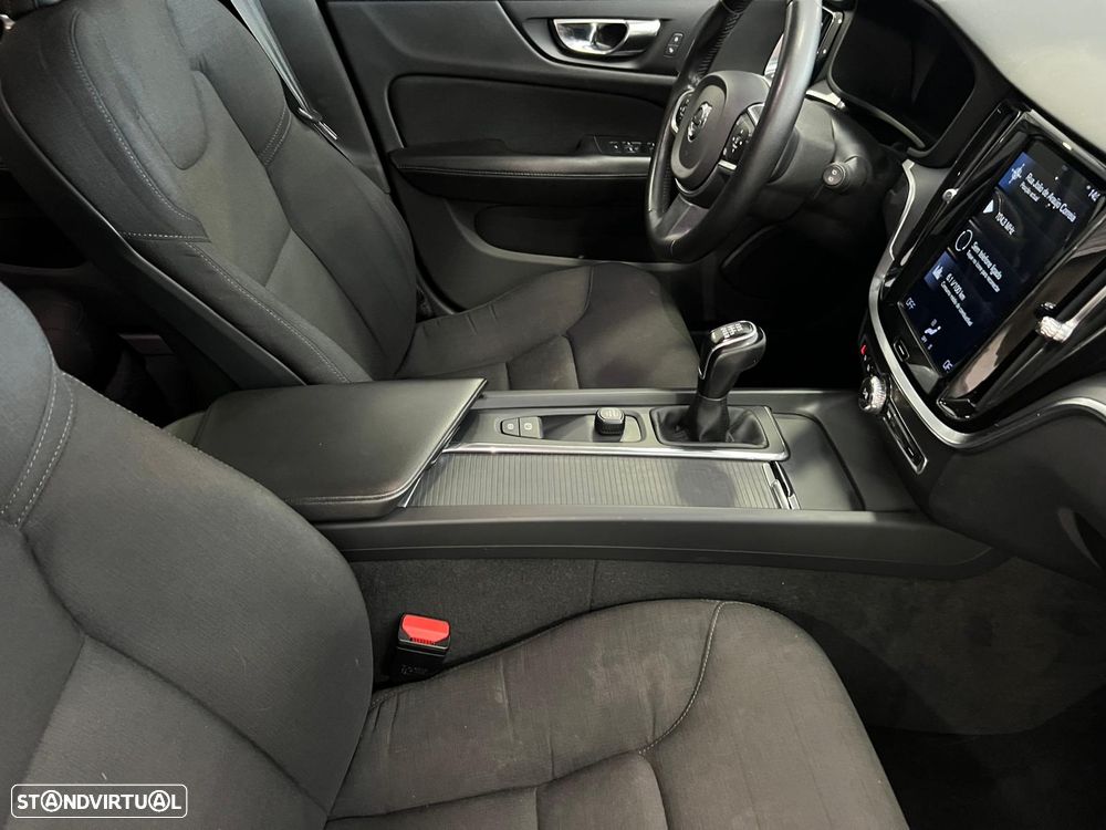 Volvo V60 2.0 D3 Inscription - 21