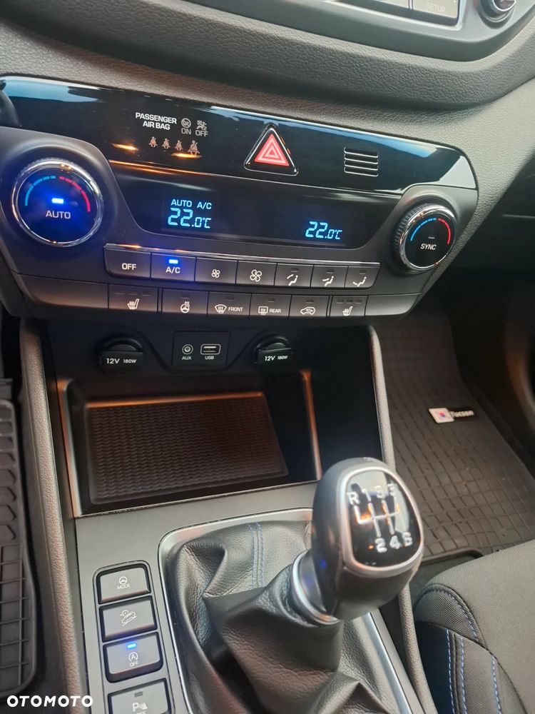 Hyundai Tucson 1.6 GDI BlueDrive GO 2WD - 10