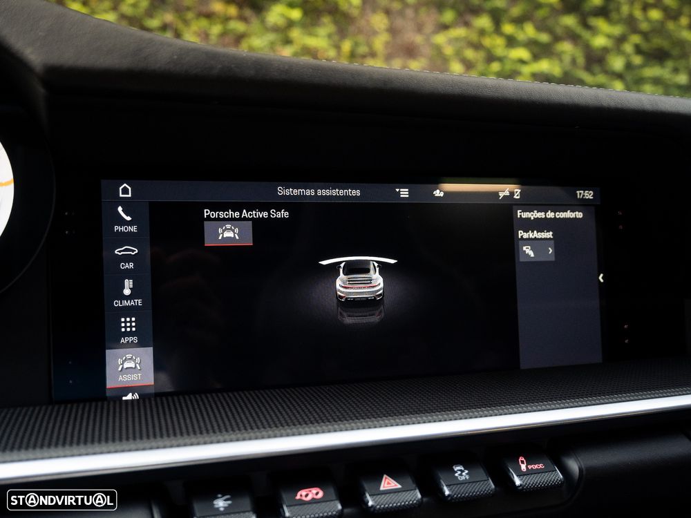 Porsche 911 (992) Turbo S PDK - 52