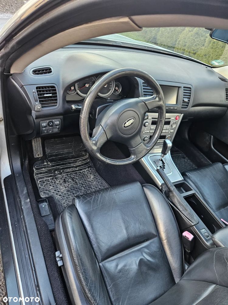 Subaru Legacy 2.5i Comfort AT - 19