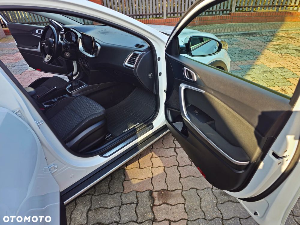 Kia XCeed 1.4 T-GDI M - 18