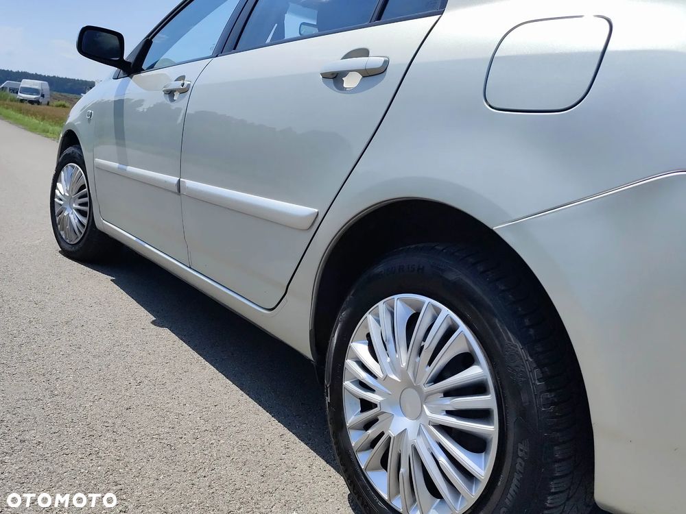 Toyota Corolla 1.4 D-4D Terra - 22