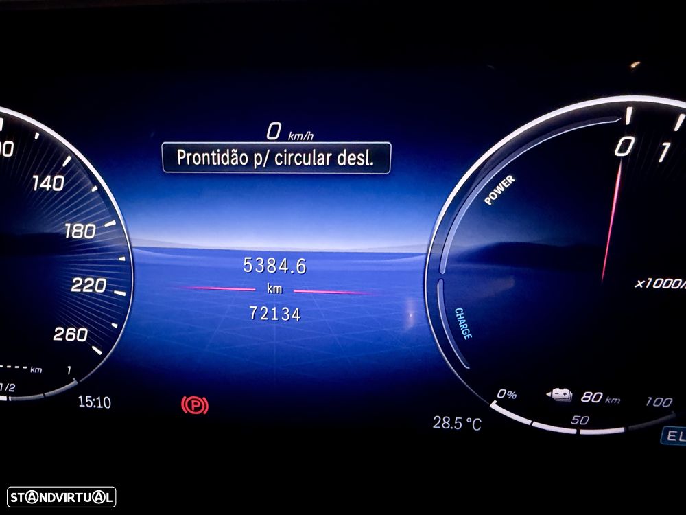 Mercedes-Benz C 300 e AMG Line - 9