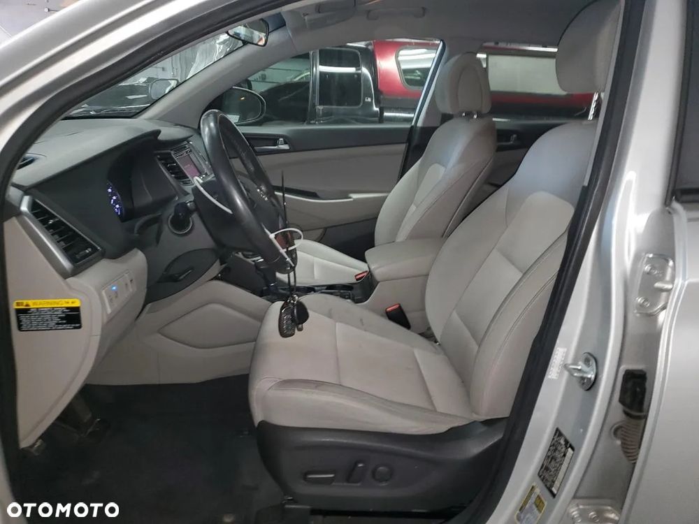 Hyundai Tucson 1.6 T-GDI Premium 4WD DCT - 7