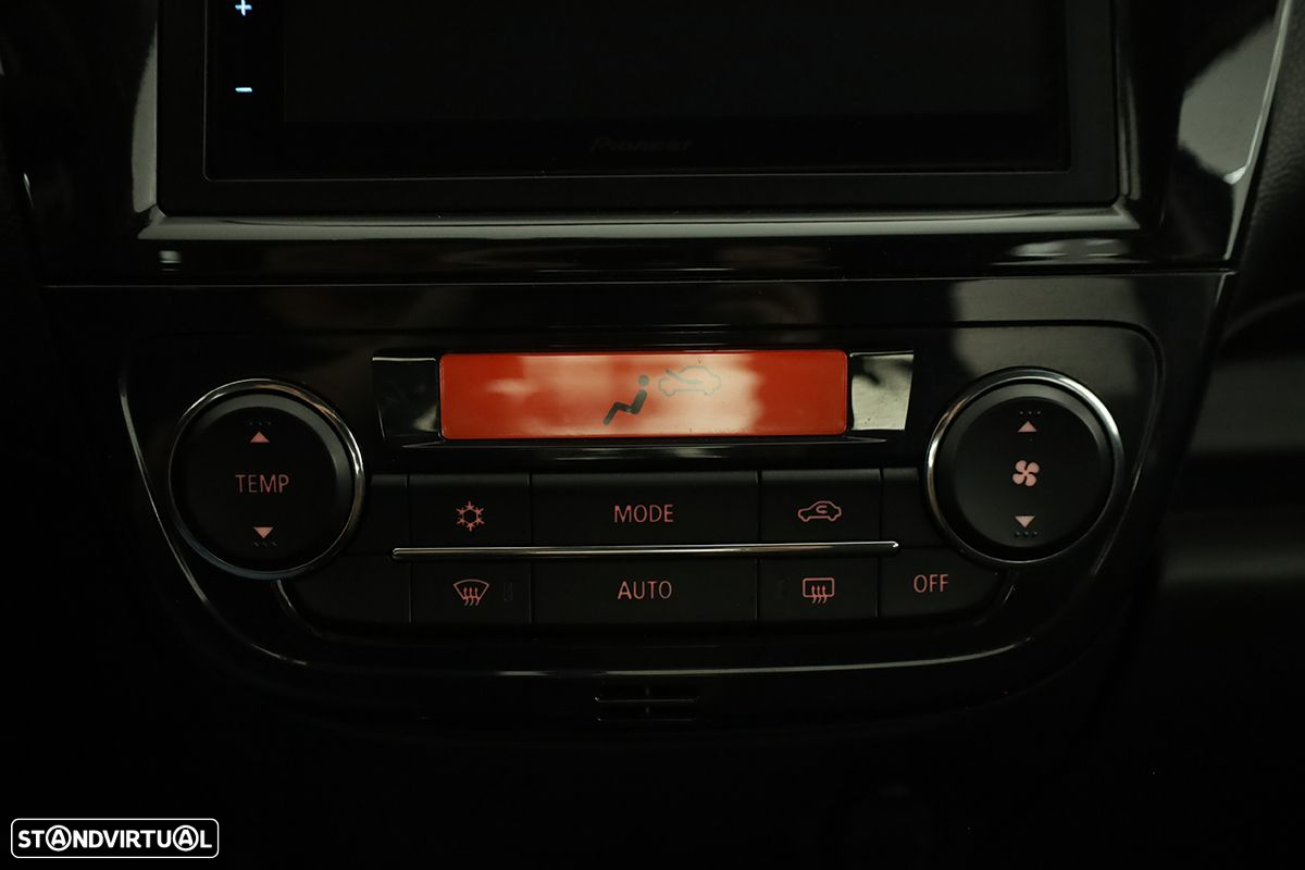 Mitsubishi Space Star 1.2 Connect Edition - 10