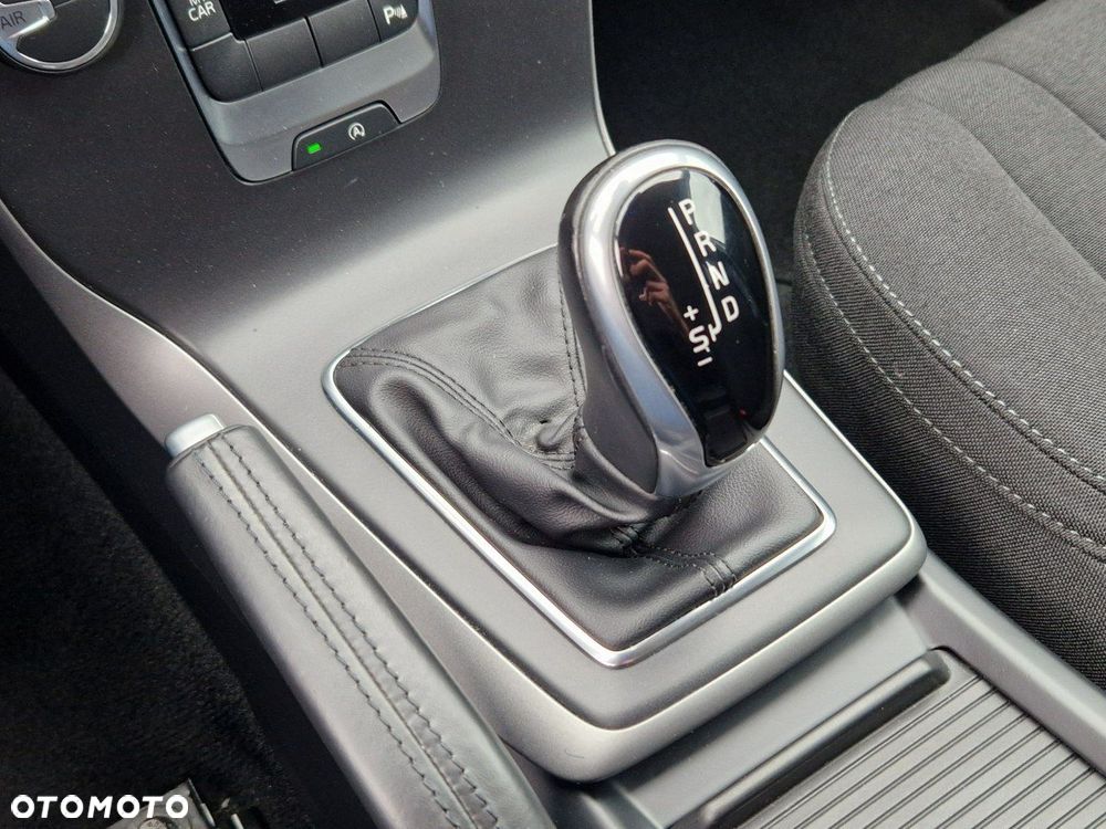 Volvo V40 D2 Drive-E Kinetic - 28